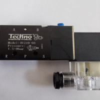 TECHNO PNEUMATIC VALVE  MODEL: 4V210 – 08 (5/2) 1/4''